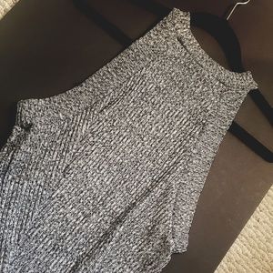 Gray tank top